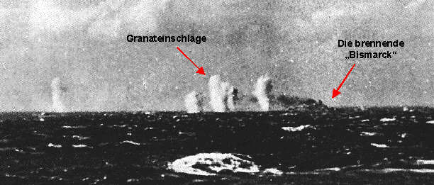 Die Bismarck unter Beschuß